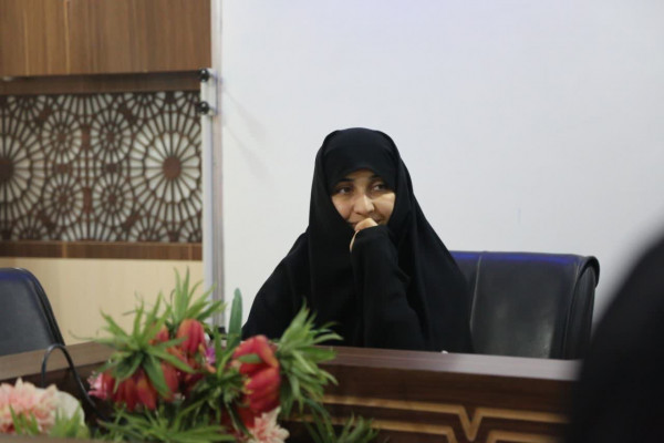 بانوان پرچمداران رسانه و جهاد تبیین هستند