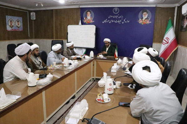 لزوم استفاده از ظرفیتهای موجود برای تبیین جریان مقاومت