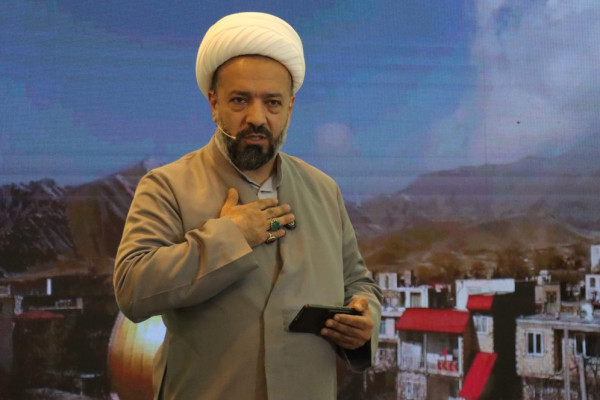 مسجد؛ پایگاه امامت محله