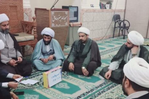 امامان محله حلقه مدیریت میانی برای حل مشکلات مردم باشند