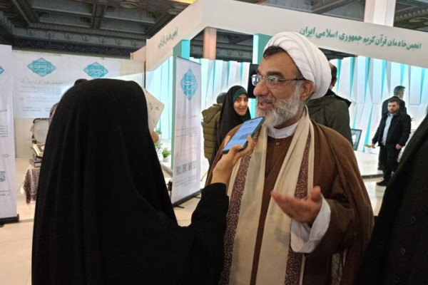 زندگی با آیهها، توانسته میلیونها نفر را با قرآن مانوس کند