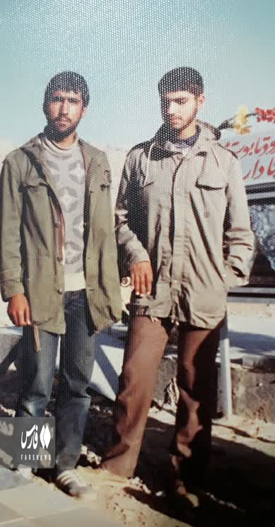 روایت 300 نفری که پیاده خود را به جبهه رساندند روایت 300 نفری که پیاده خود را به جبهه رساندند