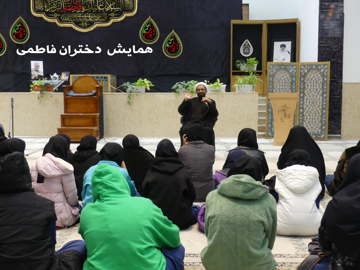 سبک زندگی فاطمی در همه شئون زندگی پیاده شود سبک زندگی فاطمی در همه شئون زندگی پیاده شود