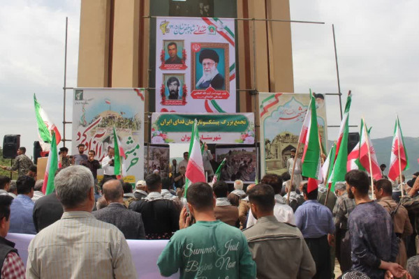 حماسه سوم خرداد در یادمان شهدای دریاچه مریوان طنین‌انداز شد
